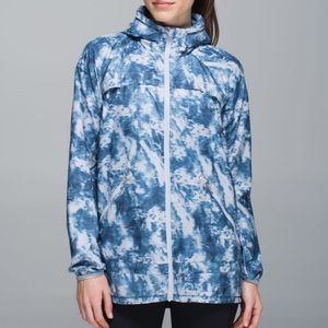 Lululemon Miss Misty Jacket II Sea Side size 8 reflective packable lightweight